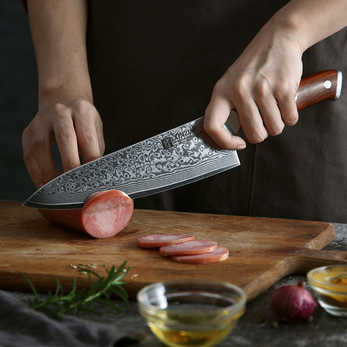 Set 3 cuchillos: Chef, Santoku y Utilitario · Yu Damasco
