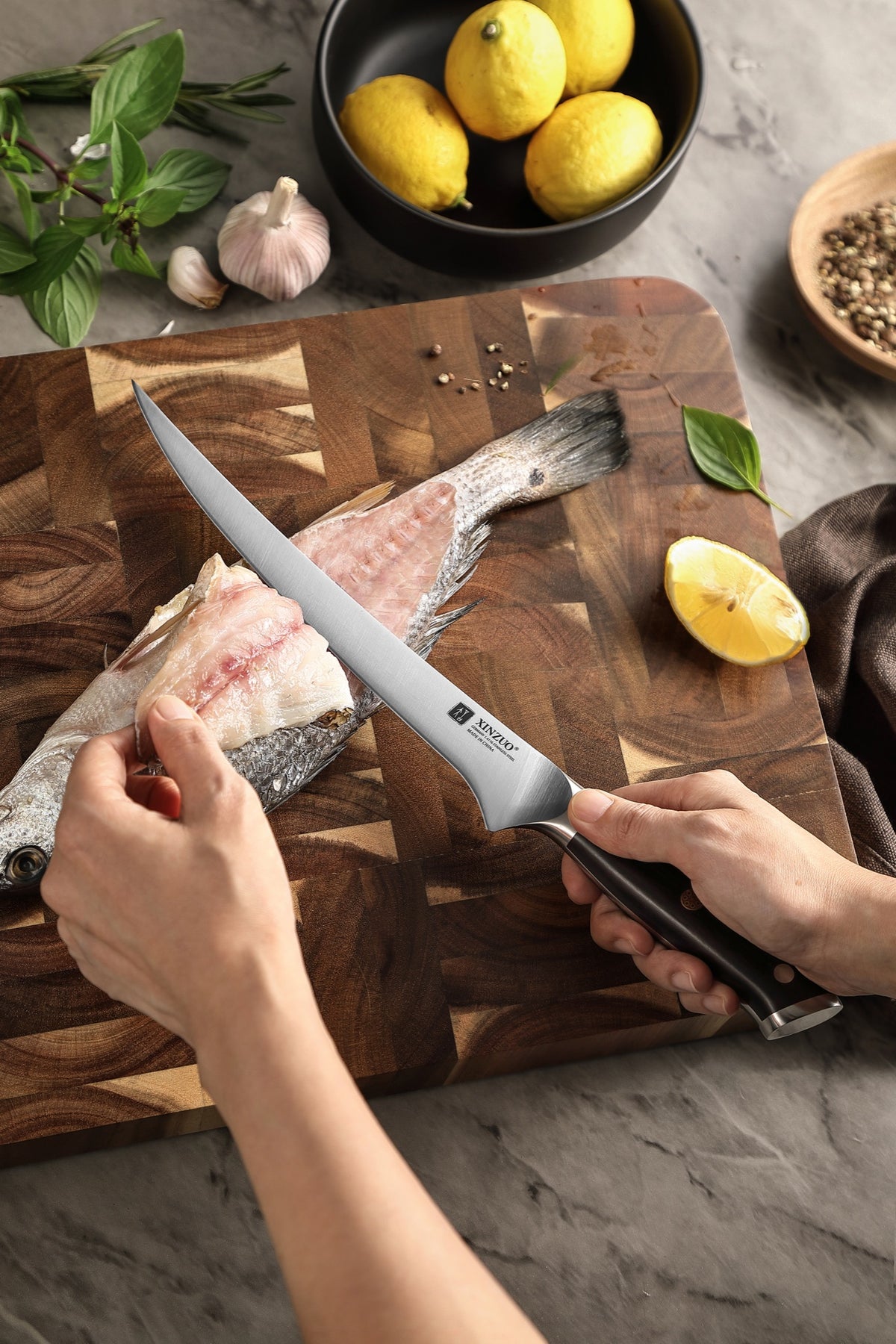 Cuchillo Fileteador 23 cm · Yu Acero Alemán