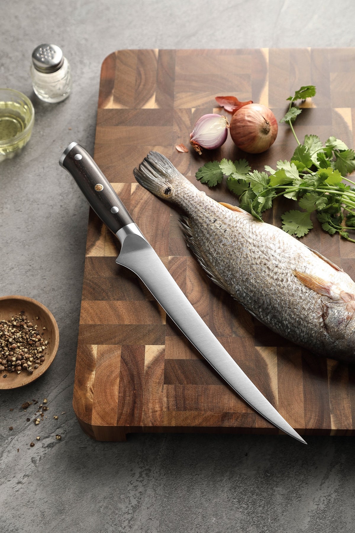 Cuchillo Fileteador 23 cm · Yu Acero Alemán